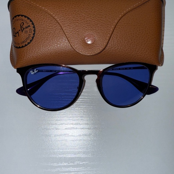 Ray-Ban Erika Sunglasses - Picture 1 of 3